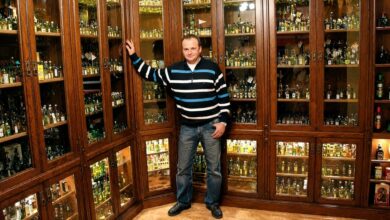 Antonio Almagro Expósito, olive oil collector of stories hidden in small bottles