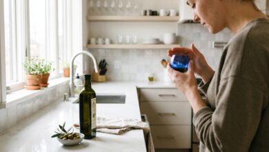 How to tell if olive oil is rancid: smell, taste, look